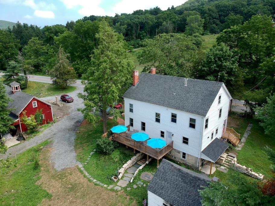 Craftsman Hideaway At The 1841 Farmhouse Chester 外观 照片