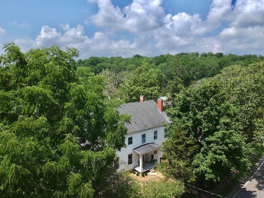Craftsman Hideaway At The 1841 Farmhouse Chester 外观 照片